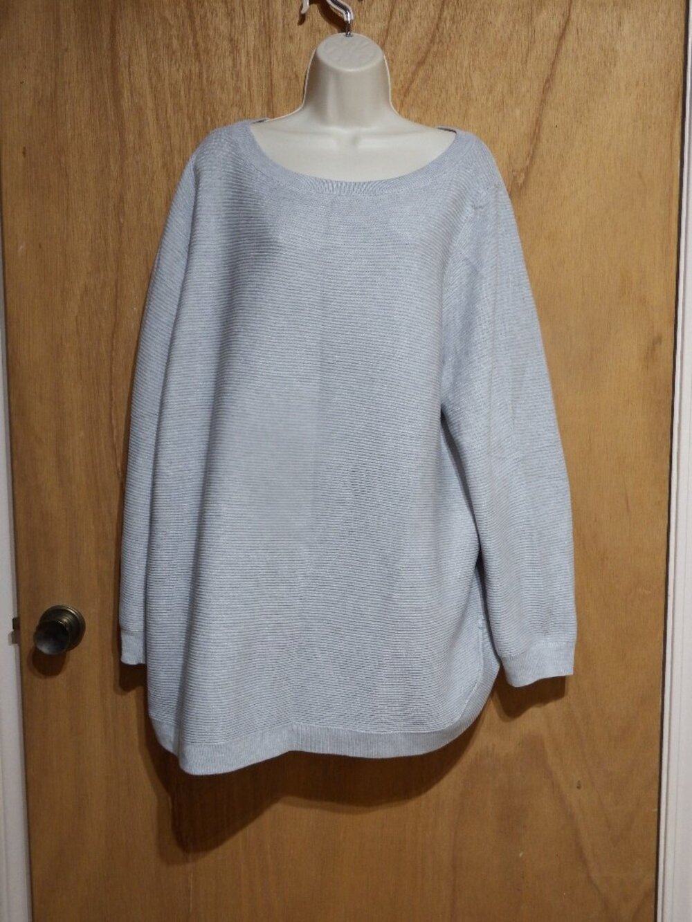 Women's sweatshirt style top, by Cyrus, Size 3X